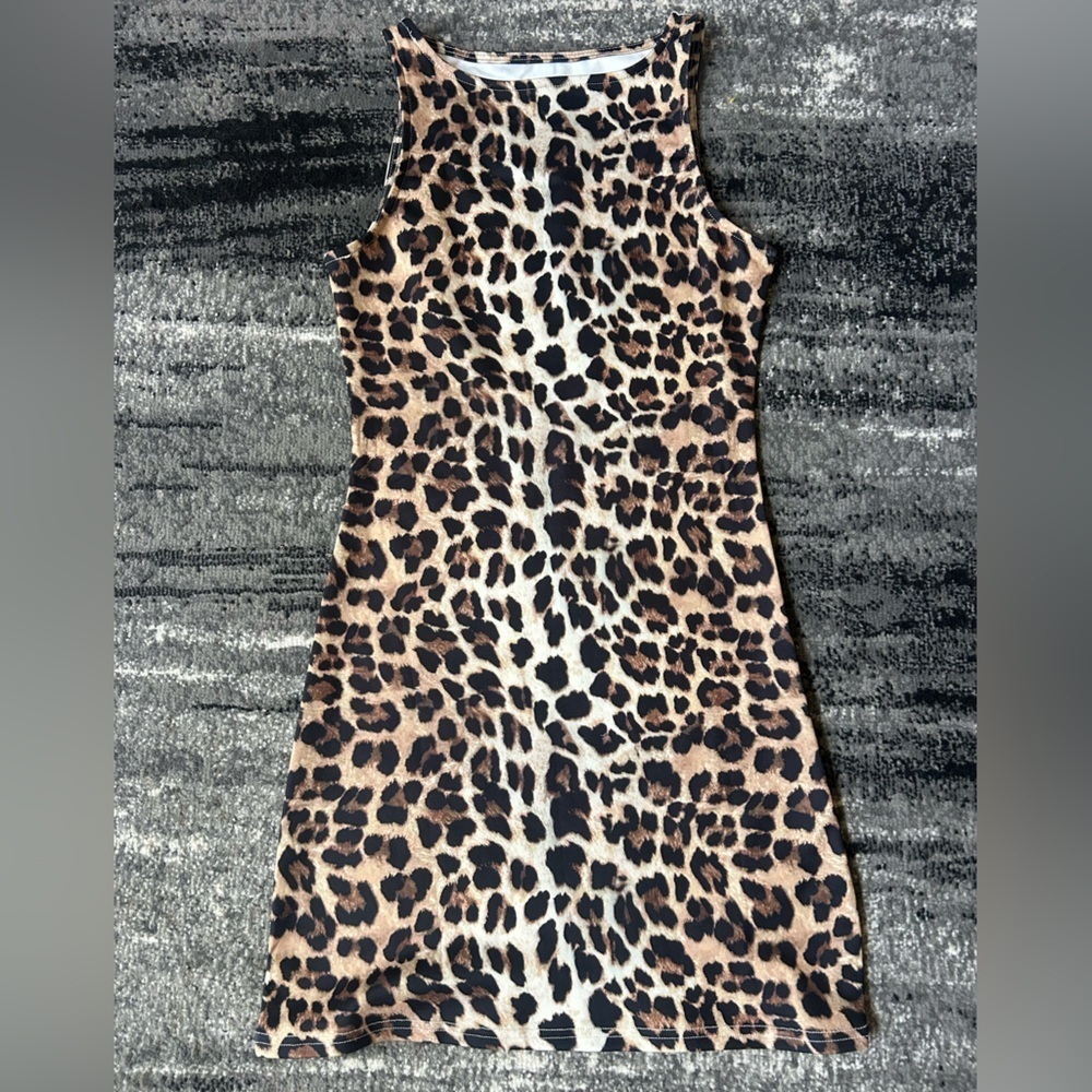 Leopard Print Sleeveless BodyCon Dress